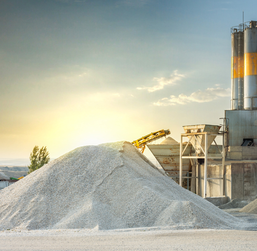 Sand destined to the manufacture of cement in a quarry
